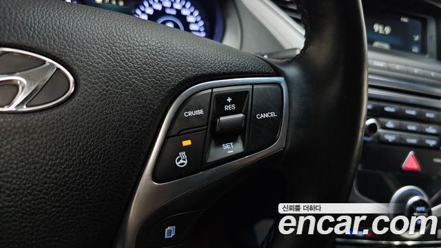 Hyundai Grandeur 2016 — photo 24