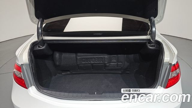 Hyundai Grandeur 2016 — photo 26