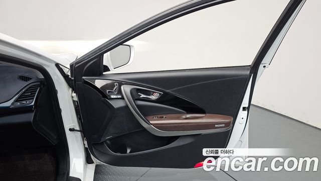 Hyundai Grandeur 2016 — photo 14