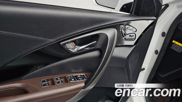 Hyundai Grandeur 2016 — photo 31