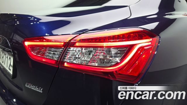 Maserati Ghibli 2020 — photo 9