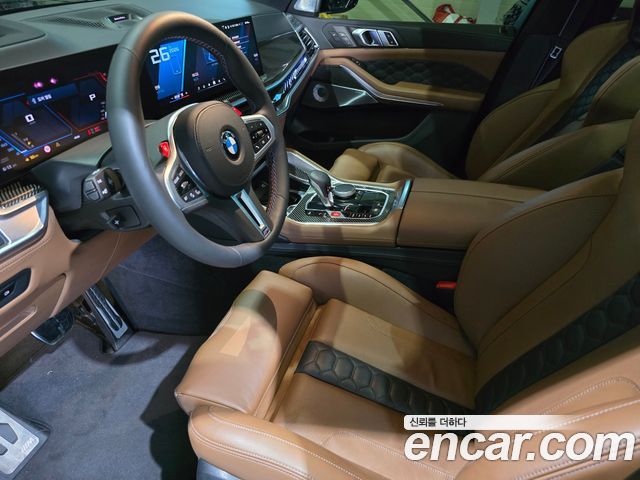 BMW X5M 2025 — photo 8