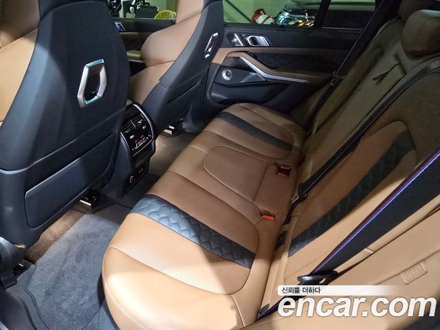 BMW X5M 2025 — photo 13