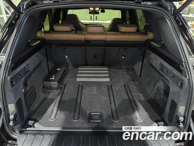 BMW X5M 2025 — photo 15