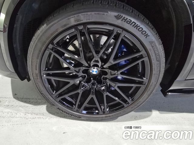 BMW X5M 2025 — photo 17