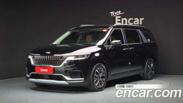 Kia Canival 2021 — photo 1