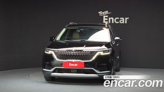 Kia Canival 2021 — photo 3