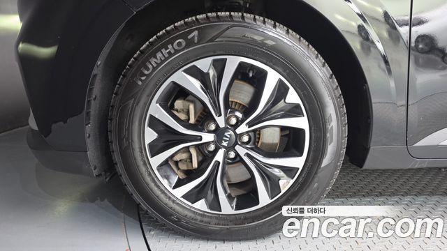 Kia Canival 2021 — photo 5
