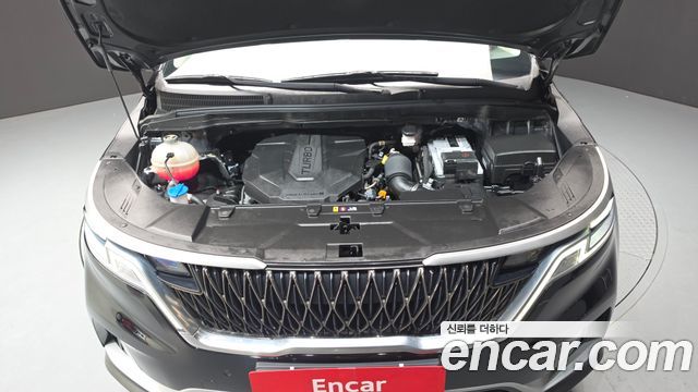 Kia Canival 2021 — photo 6
