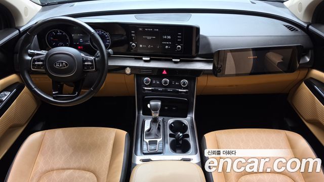 Kia Canival 2021 — photo 10