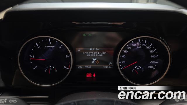 Kia Canival 2021 — photo 11