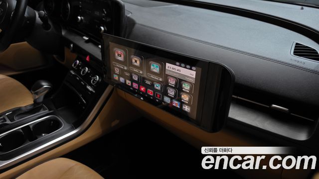 Kia Canival 2021 — photo 26