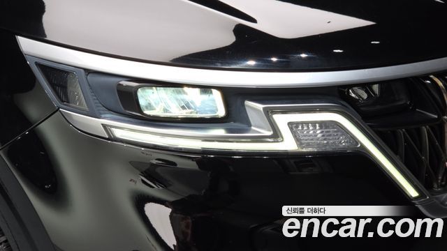 Kia Canival 2021 — photo 8