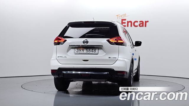 Nissan X-Trail 2018 — photo 4