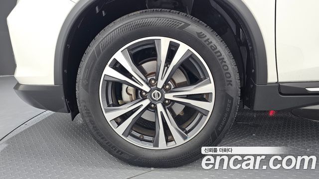 Nissan X-Trail 2018 — photo 5