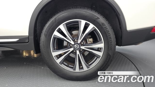 Nissan X-Trail 2018 — photo 7