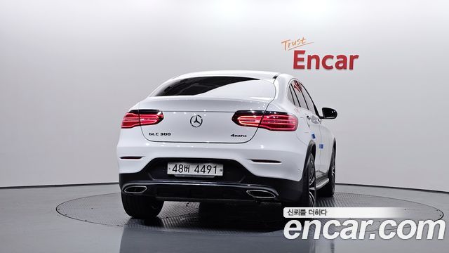 Mercedes-Benz GLC-Class 2019 — photo 4