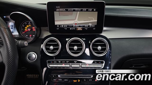 Mercedes-Benz GLC-Class 2019 — photo 20