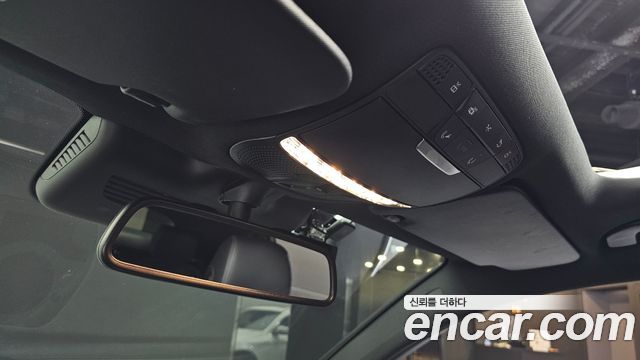 Mercedes-Benz GLC-Class 2019 — photo 23