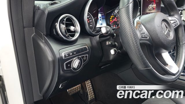 Mercedes-Benz GLC-Class 2019 — photo 25
