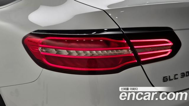 Mercedes-Benz GLC-Class 2019 — photo 9