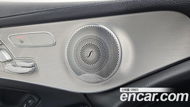 Mercedes-Benz GLC-Class 2019 — photo 28