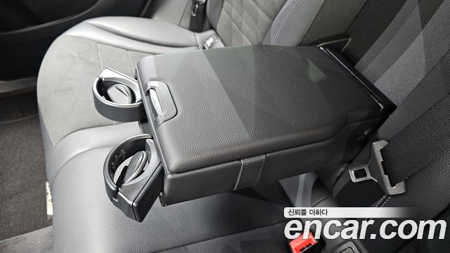 Mercedes-Benz GLC-Class 2019 — photo 31