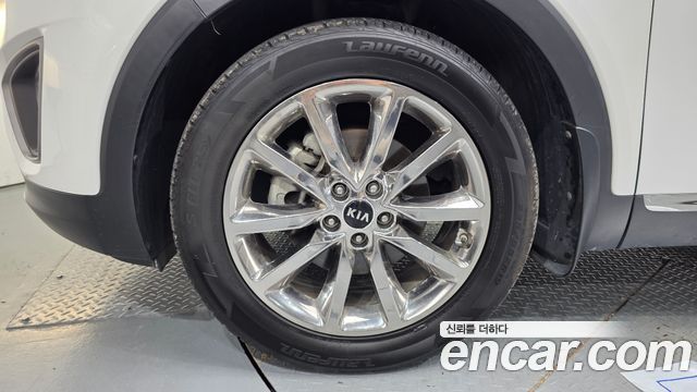 Kia Sorento 2015 — photo 5