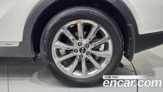 Kia Sorento 2015 — photo 7