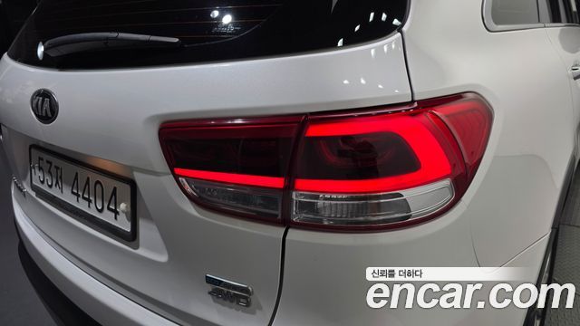 Kia Sorento 2015 — photo 9