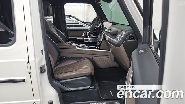 Mercedes-Benz G-Class 2021 — photo 11