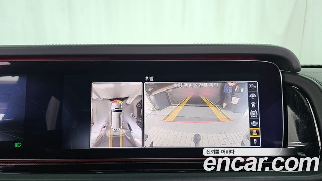 Mercedes-Benz G-Class 2021 — photo 15