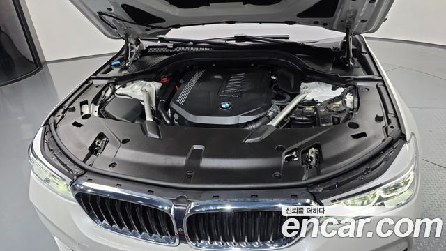 BMW Gran Turismo 2020 — photo 6