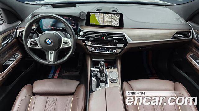 BMW Gran Turismo 2020 — photo 10