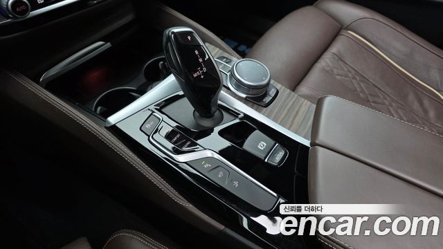 BMW Gran Turismo 2020 — photo 12