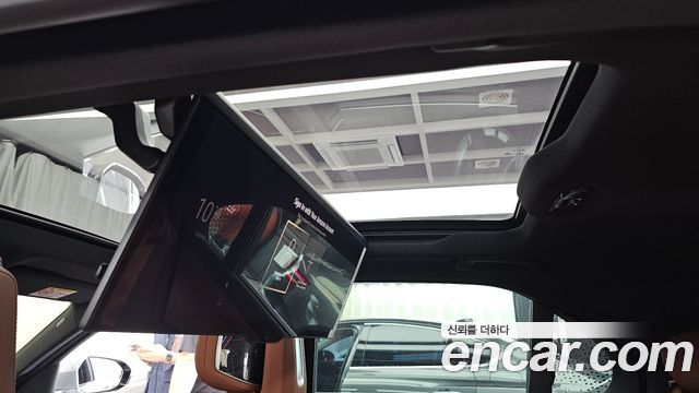 BMW 7-Series 2025 — photo 19