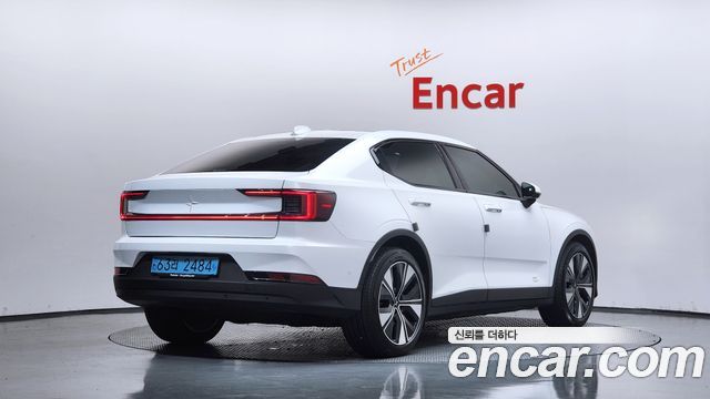 Polestar Polestar 2 2023 — photo 2