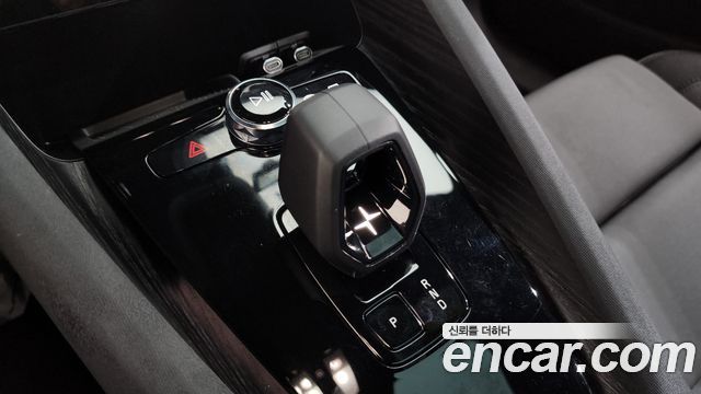 Polestar Polestar 2 2023 — photo 12