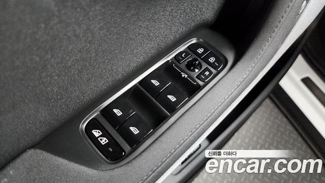 Polestar Polestar 2 2023 — photo 29