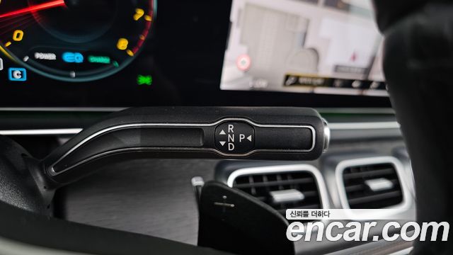 Mercedes-Benz GLS-Class 2022 — photo 12