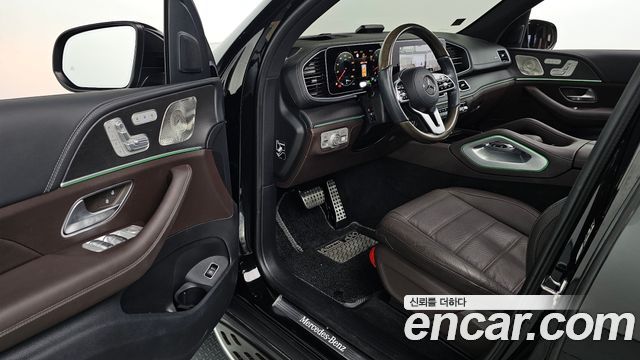 Mercedes-Benz GLS-Class 2022 — photo 13