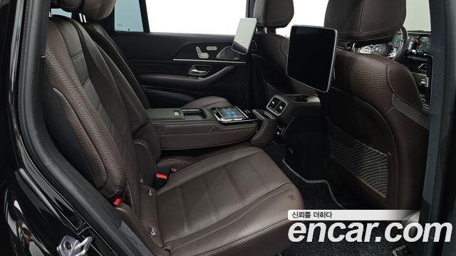 Mercedes-Benz GLS-Class 2022 — photo 18