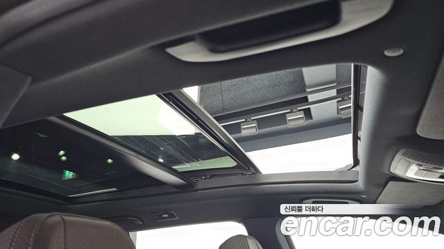 Mercedes-Benz GLS-Class 2022 — photo 25