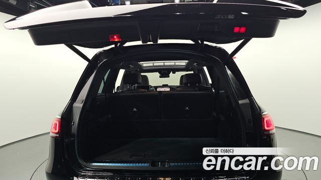 Mercedes-Benz GLS-Class 2022 — photo 26