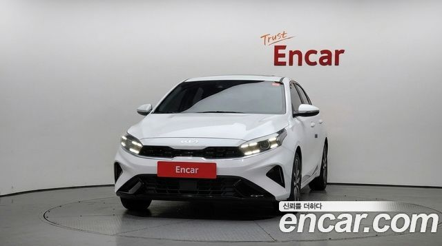 Kia K3 2023 — photo 3