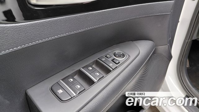 Kia K3 2023 — photo 29