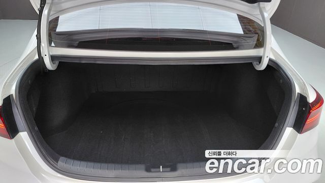 Kia K3 2023 — photo 31