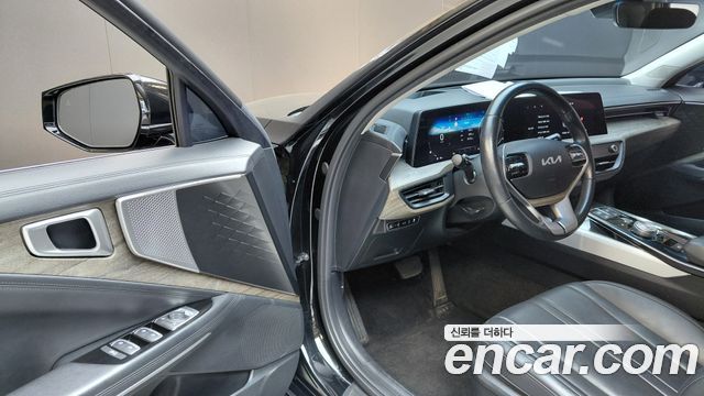 Kia K8 2022 — photo 13