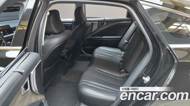 Kia K8 2022 — photo 17