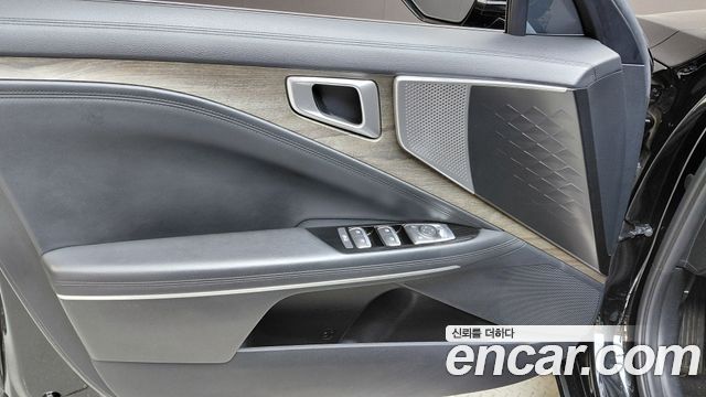 Kia K8 2022 — photo 15